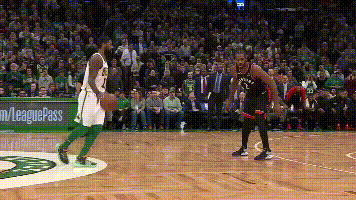 英格兰连续10场正式比赛赢球且零封，追平西班牙纪录（英格兰豪取正式赛10连胜并零封对手，追平西班牙纪录）