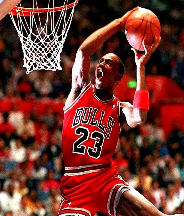 放弃组织，10号位做牺牲？解析B费为葡萄牙恐怖的战术升级（B费放下组织权：为葡萄牙恐怖战术升级牺牲的10号位解读）