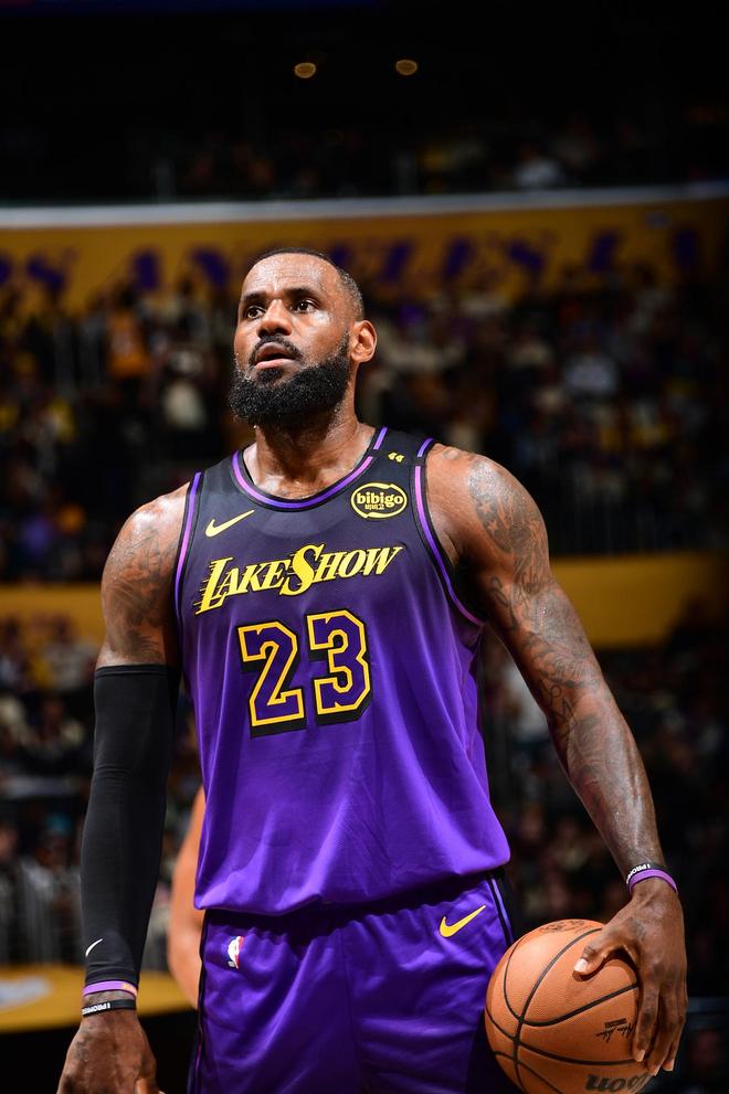 罗体：AC米兰有意在冬窗引进切尔西后卫迪萨西（罗体：AC米兰盼在冬窗签下切尔西中卫迪萨西）