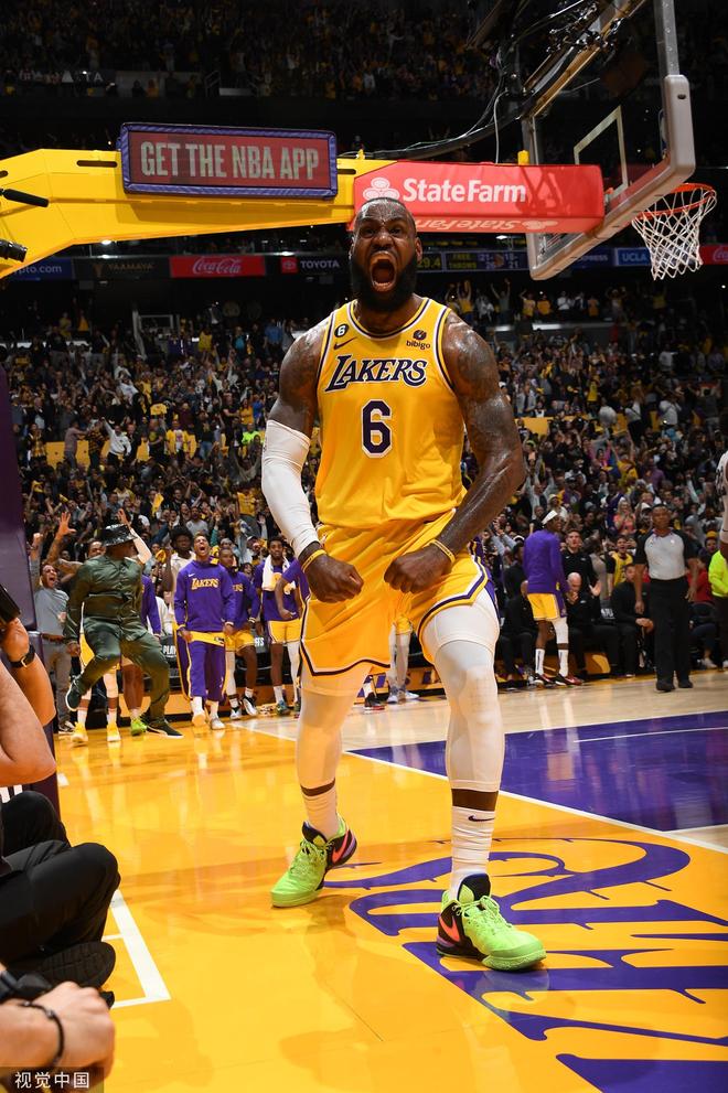 160场追平朗格莱，孔德升至巴萨队史法国球员出场榜第三（孔德代表巴萨出场达160次，追平朗格莱，升至队史法国球员出场第三）