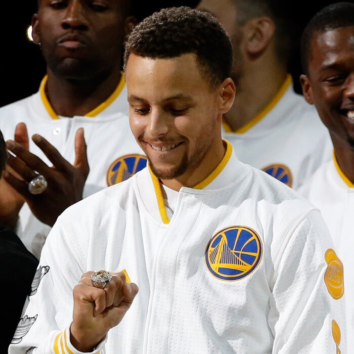 湖人伤病报告：詹姆斯出战成疑，东契奇不在内，斯玛特缺席（湖人伤情更新：詹姆斯出战存疑，东契奇未在伤病名单，斯玛特缺阵）